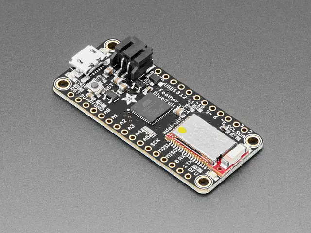 Adafruit Feather 32u4 Bluefruit LE
