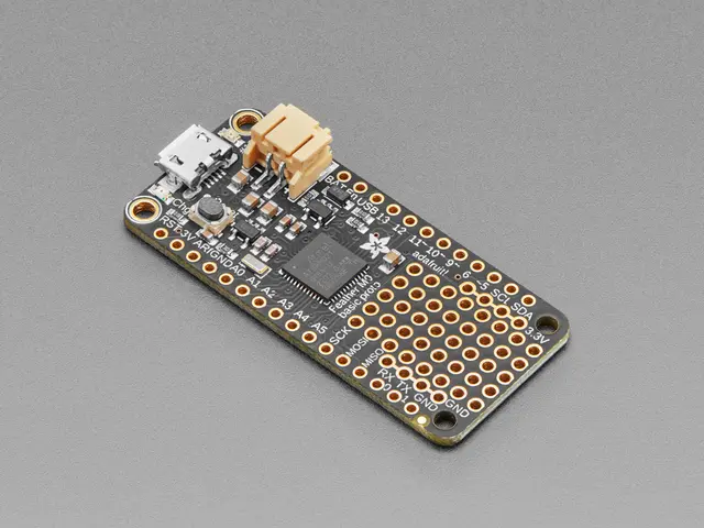 Adafruit Feather M0 Basic Proto